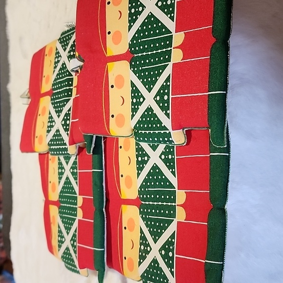 VINTAGE CHRISTMAS DECORATIVE ASSORTMENT BUNDLE - Picture 5 of 7